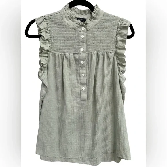 J.Crew Garden Soft Gauze Cotton Light Safe Green Button Sleeveless Top Sz Small - Picture 1 of 6